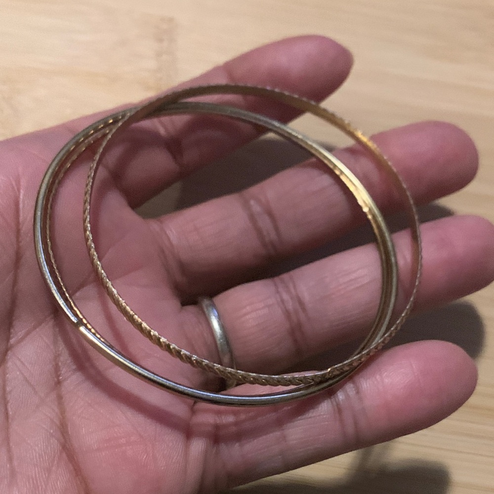 Elegant Gold Bangle Set - Picture 3 of 4